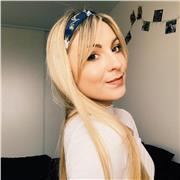 Étudiante donnant cours particuliers